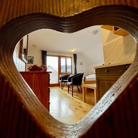 Ana Antloga Apartman